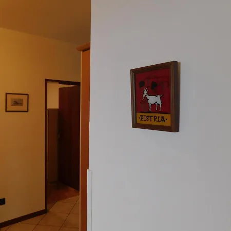 Apartma Mimoza Apartment *