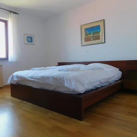 Apartma Mimoza