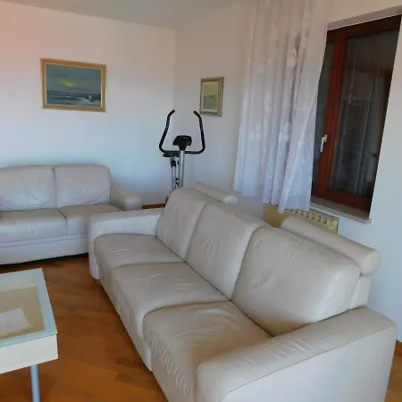 Apartma Mimoza
